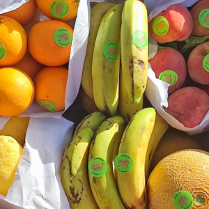 Seasonal Fruit Box