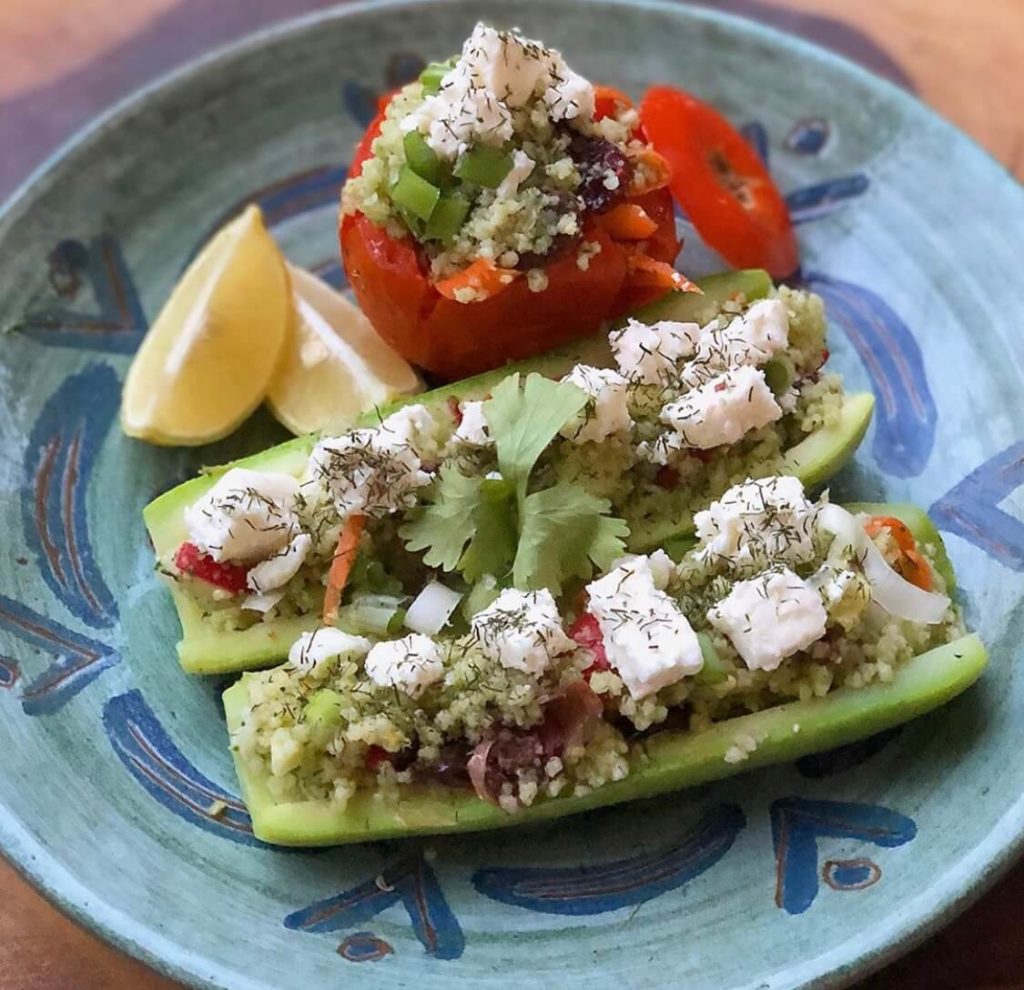 Sara´s Organic Food recipes, zucchini-boats with feta cheese